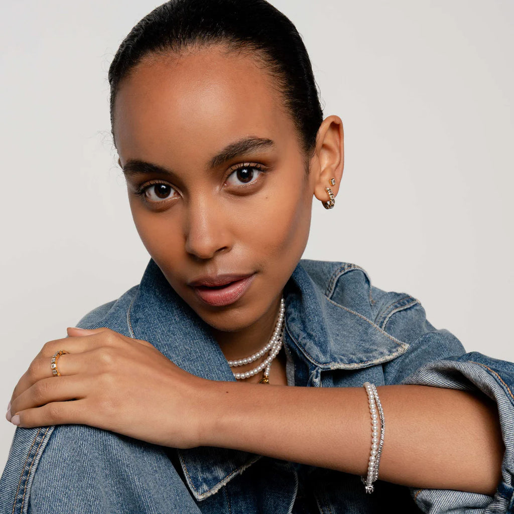 BRINCOS QUADRADOS EM PRATA TI SENTO