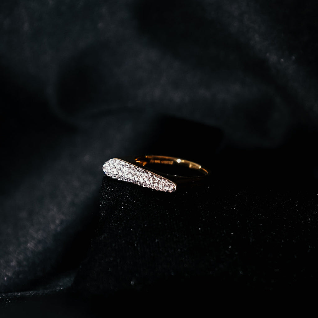 ANEL NUANCES EM PRATA DOURADA GUESS