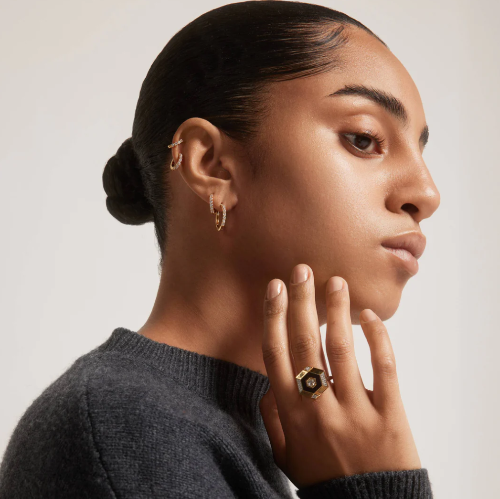 ANEL TI SENTO EM PRATA DOURADA COM ZIRCÓNIAS CÚBICAS