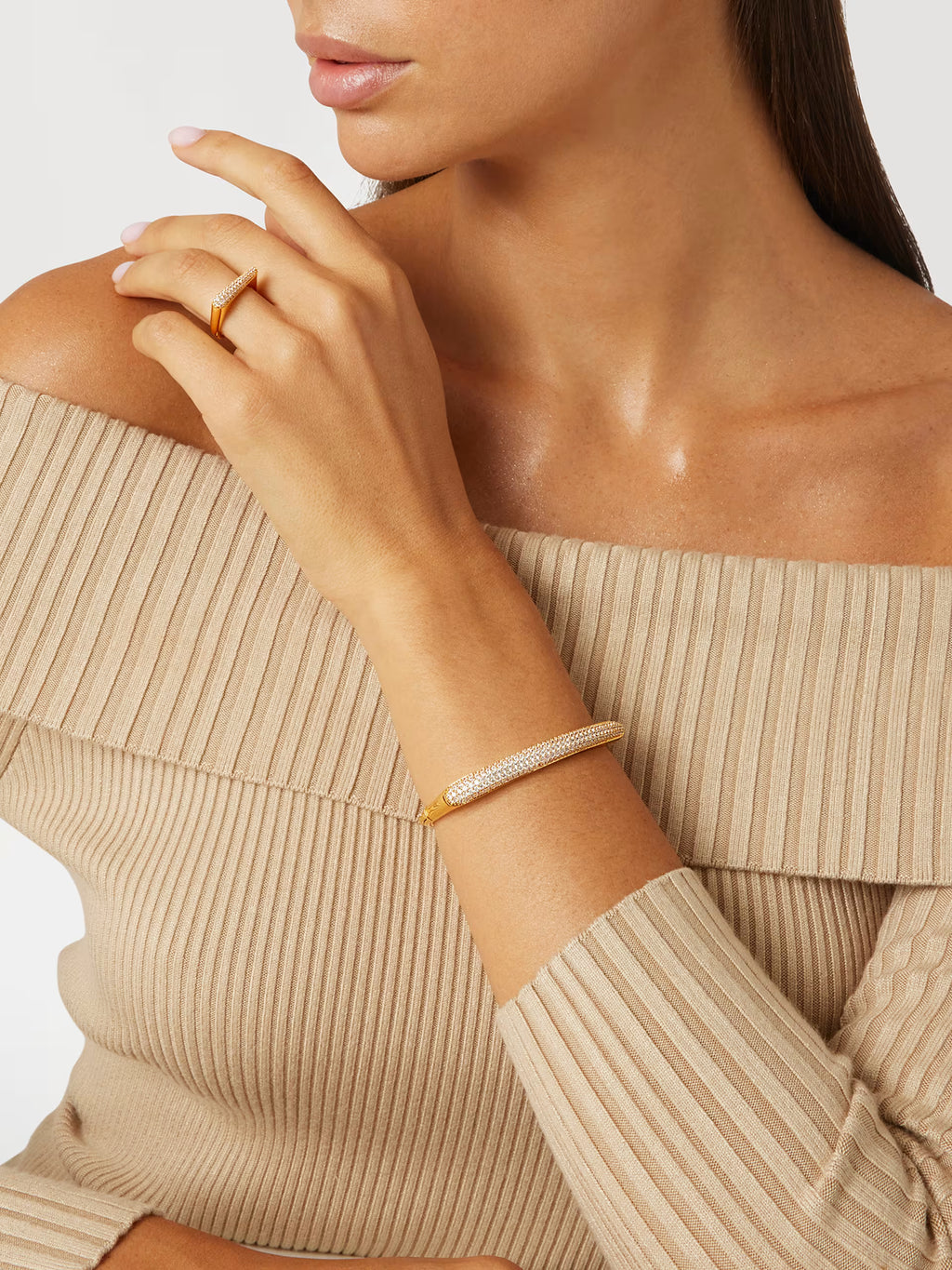 ANEL NUANCES EM PRATA DOURADA GUESS