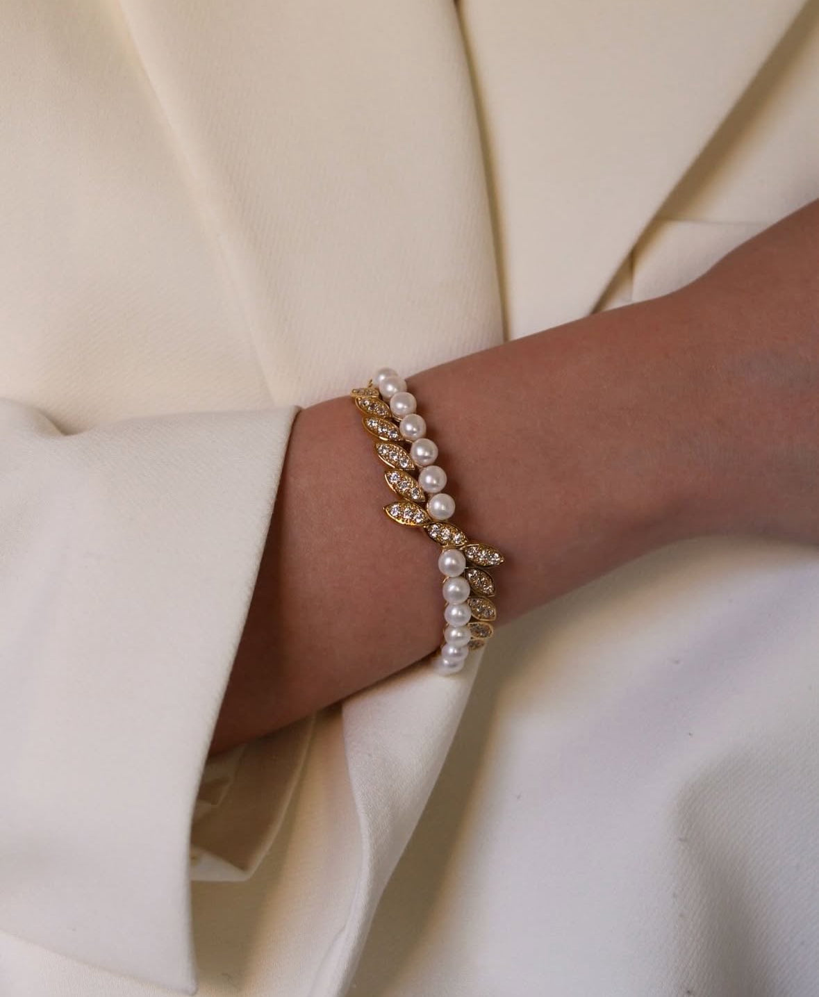 PULSEIRA EM PRATA DOURADA MUGUET SYNGULARIS